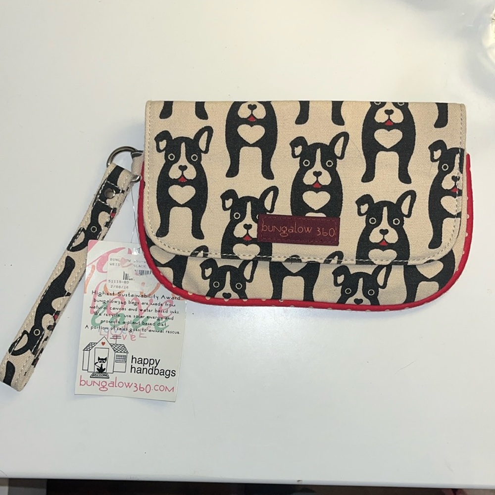 Black Dog Wristlet